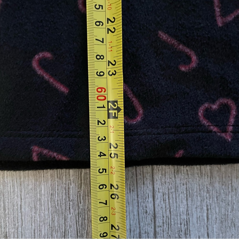 Black Fleece Pullover-Heart&Candy cane print-Cozy Holiday size L - Picture 5 of 5